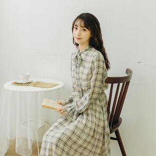 Bell-sleeve Midi Plaid A-line Dress