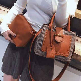 Set: Plaid Bucket Bag + Zip Bag