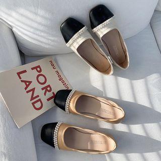 Faux Pearl Cap-toe Flats