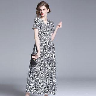 Short-sleeve Leopard Print A-line Maxi Dress