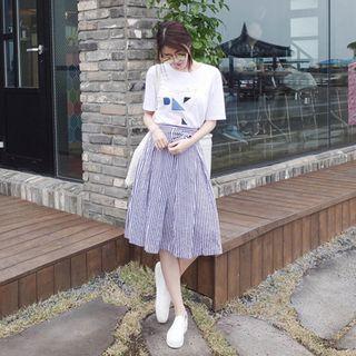 Set: T-shirt + Striped A-line Skirt