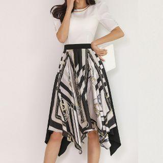 Set: Short-sleeve Plain T-shirt + Print Midi A-line Skirt