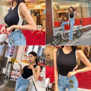 Contrast-trim Sleeveless Rib-knit Top