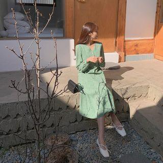 Buttoned Ditsy Flower Long Dress Green - One Size