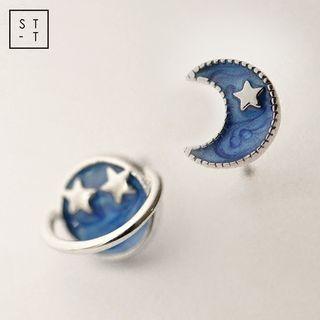 Non-matching 925 Sterling Silver Planet & Moon Earring