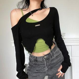 Set: Cropped Camisole Top + Long-sleeve Asymmetrical Cropped T-shirt