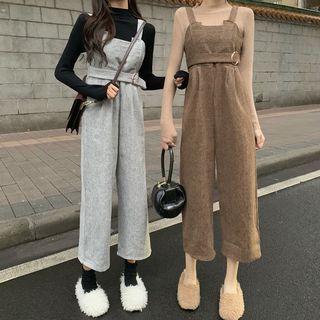 Long-sleeve Mock-neck Knit Top / Corduroy Jumper Pants
