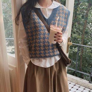 Houndstooth Vest / Collar Plain Blouse / High-waist Plain Skirt