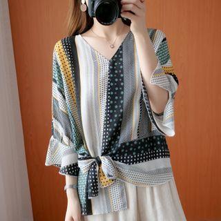 Printed 3/4-sleeve Bow Blouse