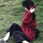 Round Neck Striped Sweater / Washed Straight-leg Jeans