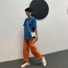 Crew-neck Short-sleeve T-shirt / Cropped Straight-fit Pants