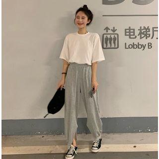 Elbow-sleeve T-shirt / Wide-leg Slit Sweatpants