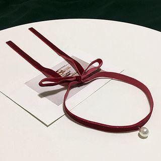 Faux Pearl Ribbon Velvet Choker