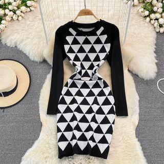 Long-sleeve Patterned Knit Sheath Dress Black - One Size