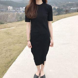 Short Sleeve Sheath Dress