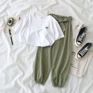 Set: Short-sleeve Heart Embroidered T-shirt + Cropped Harem Pants