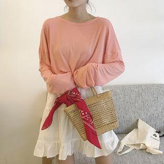 Plain Long Sleeve T-shirt / Plain Tiered Skirt