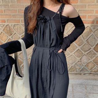 Plain Off-shoulder T-shirt / Halter Drawcord Sundresses