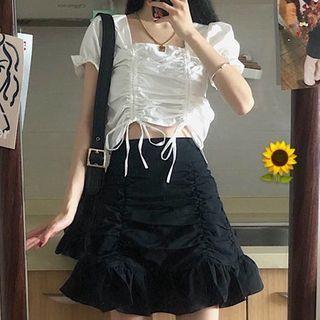 Square-neck Drawstring Blouse / Lettuce Edge Skirt