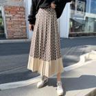 Jacquard Knit Midi A-line Skirt