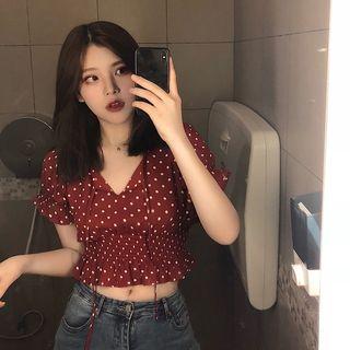 Dot Short-sleeve Cropped Blouse