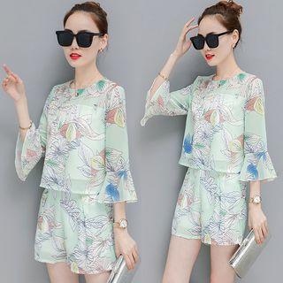 Set: Flower Print 3/4-sleeve Chiffon Top + Shorts