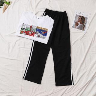Long Sleeve Print T-shirt / Striped Sweatpants