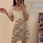Puff-sleeve Cropped Blouse / Floral Print Mini A-line Skirt