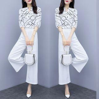 Set: Printed Elbow-sleeve Blouse + Cropped Wide Leg Pants