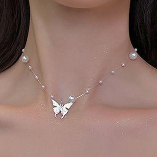 Faux Pearl Butterfly Necklace Necklace - White - One Size
