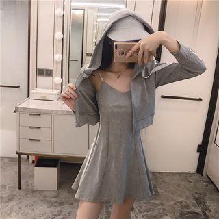 Spaghetti-strap Dress / Striped Jacket