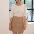 Elbow-sleeve Slit-detail Top