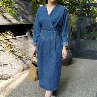 V-neck Long Sleeve Midi Denim Dress