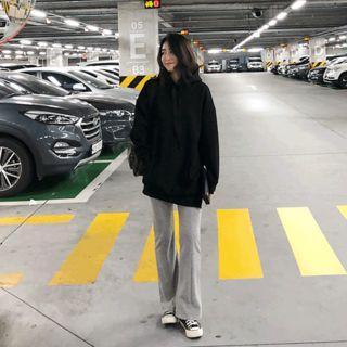Brushed Fleece Lined Zip-hem Sweatshirt