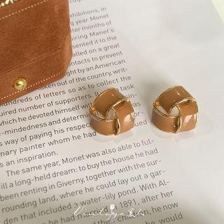Knot Stud Earring / Clip-on Earring