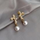 Bow Faux Pearl Alloy Dangle Cuff Earring 1 Pair - Clip On Earring - Gold - One Size