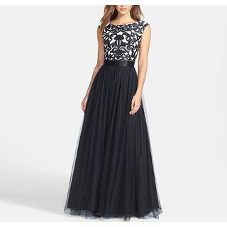 Sleeveless Backless Evening Gown