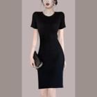 Short-sleeve Plain Sheath Dress Black - One Size