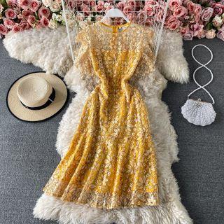 Round Neck Lace Short Sleeve Dress
