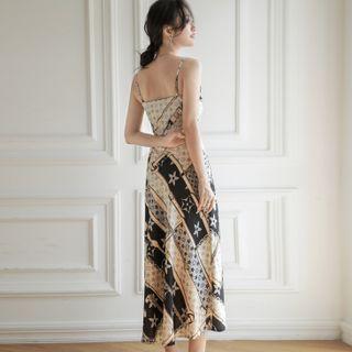 Spaghetti Strap V-neck Print Dress