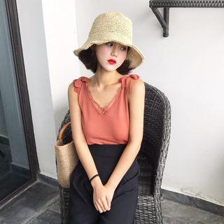 Lace Trim V-neck Sleeveless Top