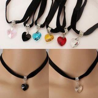 Heart Faux Crystal Lace Choker
