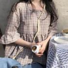 Square-neck Gingham Short-sleeve Blouse As Shown In Figure - One Size