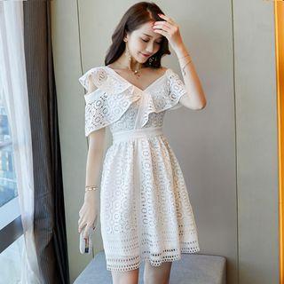 Asymmetrical Ruffle A-line Lace Cocktail Dress