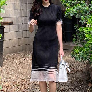 Short-sleeve Mesh Sheath Dress
