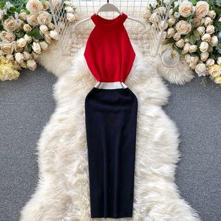 Halter-neck Color Block Midi Knit Dress