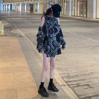 Cold-shoulder Paisley Print Shirt Black - One Size