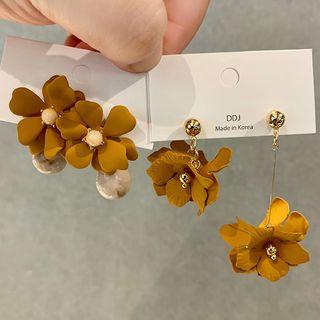 Flower Earring (various Design)