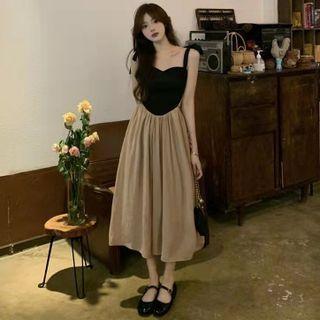 Sleeveless V-neck Two Tone Maxi A-line Dress / Plain Cardigan