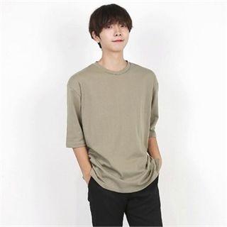 Over-fit Round-neck T-shirt